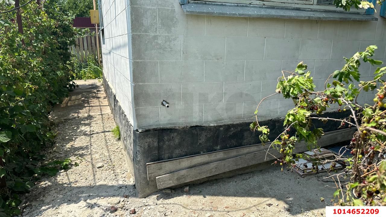 Фото №2: Дом 30&nbsp;м² + 4&nbsp;сот., 1&nbsp;эт. - Знаменский, Карасунский внутригородской округ, мкр. СНТ Автомобилист-2, ул. Клубничная