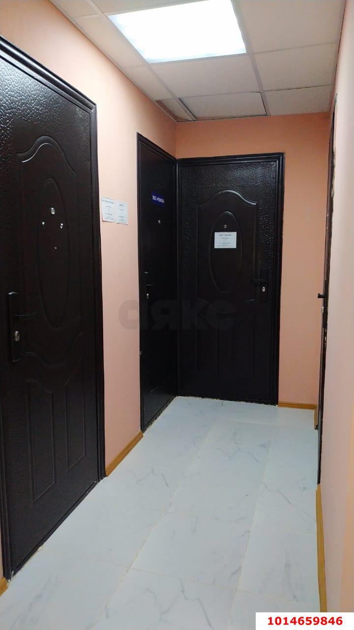 Фото №5: Торговое помещение 62&nbsp;м², 3&nbsp;эт. - Краснодар, Прикубанский внутригородской округ, мкр. Северный, ул. Пригородная, 107