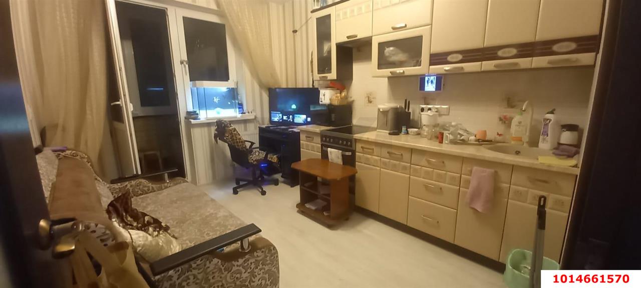 Фото №1: 1-комнатная квартира 42&nbsp;м², 1/4&nbsp;эт. - Знаменский, Карасунский внутригородской округ, мкр. жилой комплекс Первомайский, ул. Первомайская, 36/1