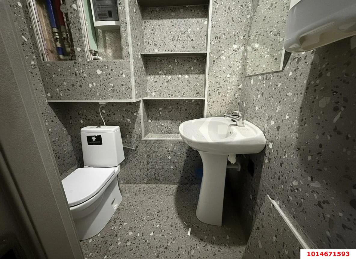 Фото №10: Торговое помещение 165&nbsp;м², 3&nbsp;эт. - Краснодар, Прикубанский внутригородской округ, мкр. Восточно-Кругликовский, ул. Восточно-Кругликовская, 62