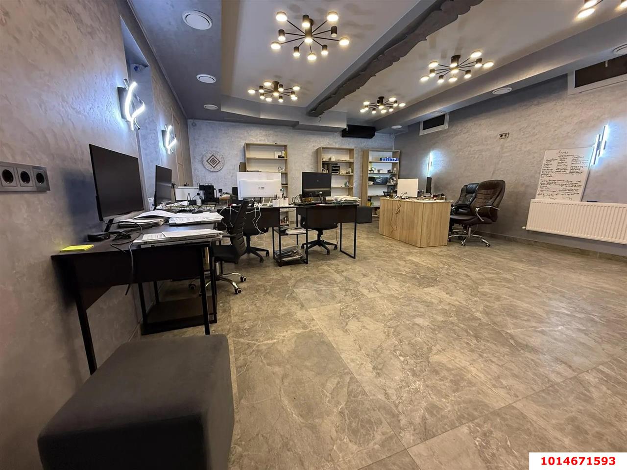 Фото №2: Торговое помещение 165&nbsp;м², 3&nbsp;эт. - Краснодар, Прикубанский внутригородской округ, мкр. Восточно-Кругликовский, ул. Восточно-Кругликовская, 62