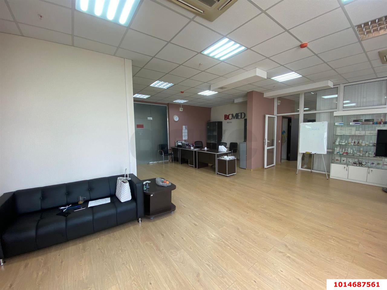Фото №4: Офисное помещение 103&nbsp;м², 2/2&nbsp;эт. - Краснодар, Западный внутригородской округ, ЖК Адмирал, мкр. Центральный, ул. Кубанская Набережная, 39