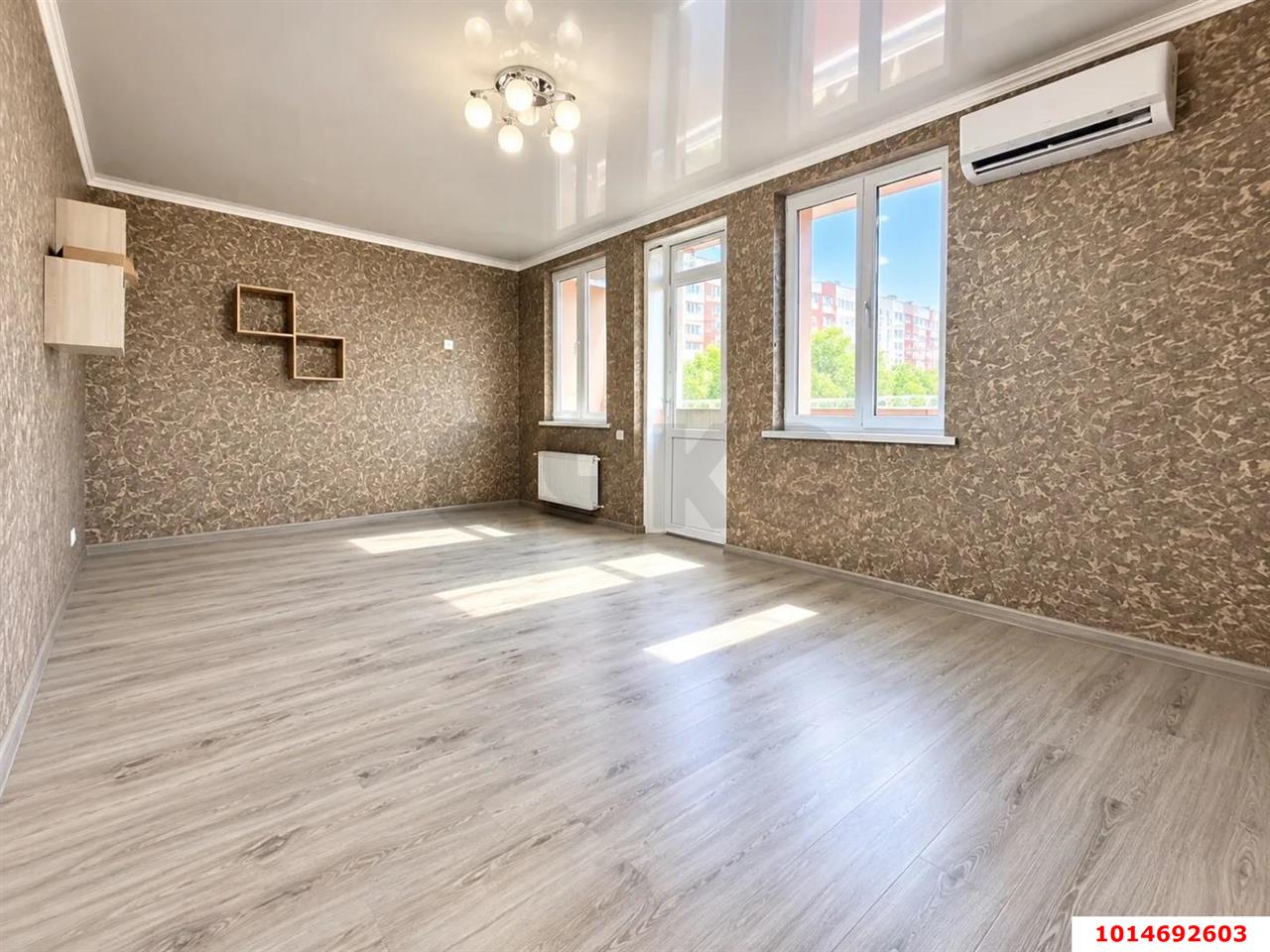 Фото №3: 3-комнатная квартира 140&nbsp;м², 16/16&nbsp;эт. - Краснодар, Прикубанский внутригородской округ, Восточно-Кругликовский, мкр. ЖК Барселона, ул. имени 40-летия Победы, 97