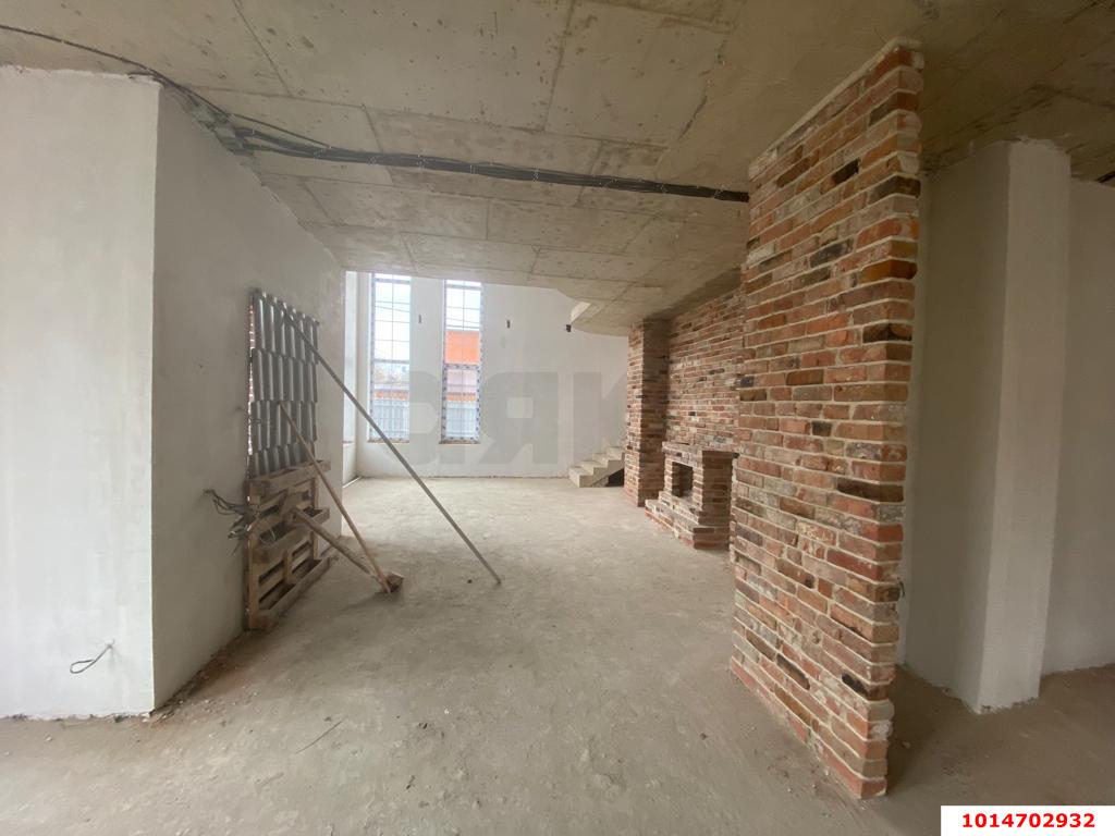 Фото №5: Дом 166&nbsp;м² + 5.38&nbsp;сот., 2&nbsp;эт. - Краснодар, Прикубанский внутригородской округ, мкр. Новый, ул. 7-я Тихая, 17