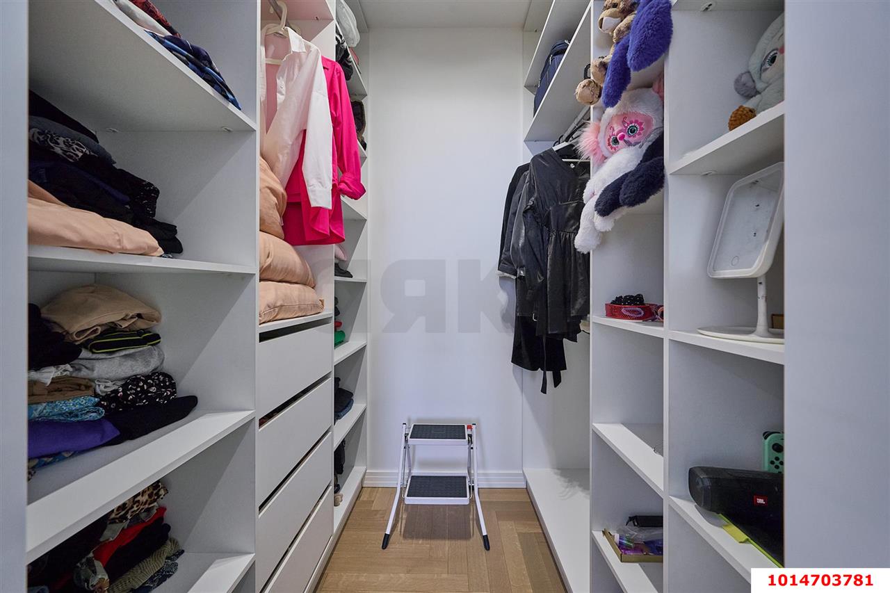 Фото №36: 3-комнатная квартира 175&nbsp;м², 18/24&nbsp;эт. - Краснодар, Кожзавод, ЖК Резиденция, мкр. Западный внутригородской округ, ул. Кожевенная, 22