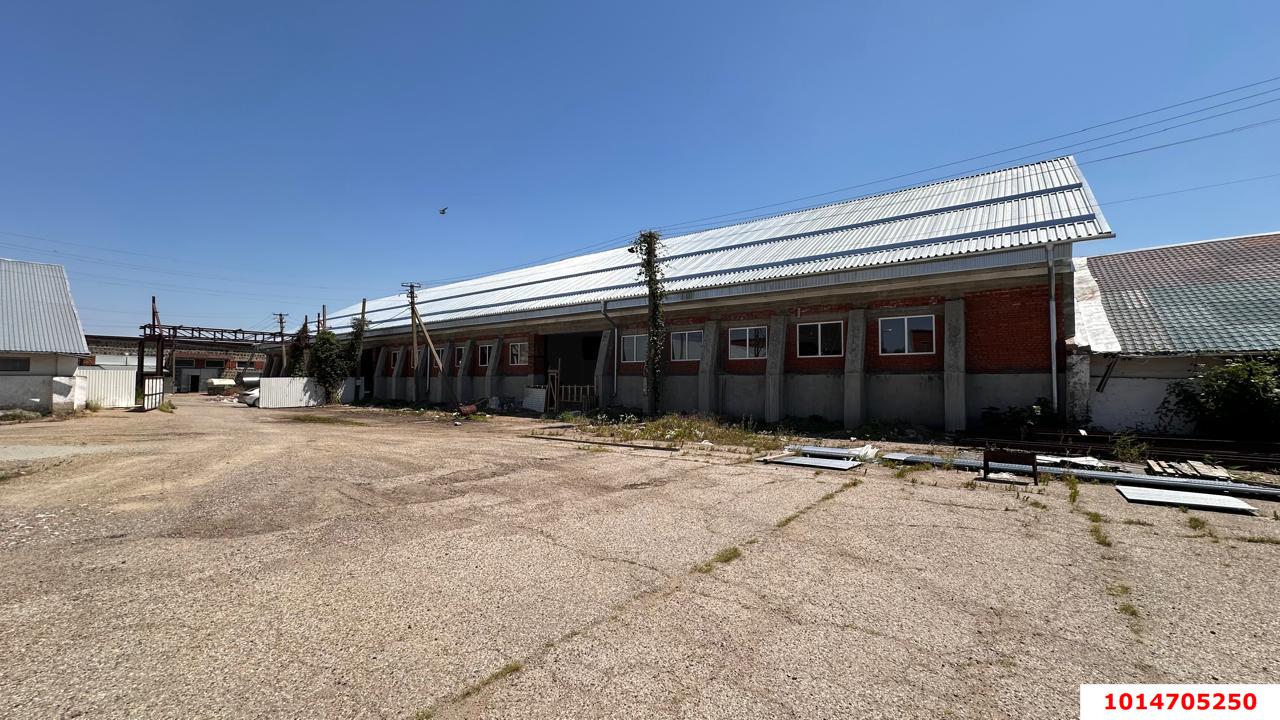 Фото №1: Коммерция 1470&nbsp;м², 1/1&nbsp;эт. - Новотитаровская, ул. Луначарского, 426Д