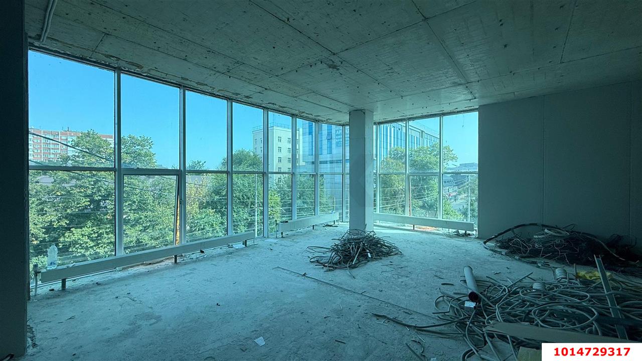 Фото №3: Офисное помещение 800&nbsp;м², 2/5&nbsp;эт. - Краснодар, Западный внутригородской округ, Горогороды, мкр. Центральный, ул. Индустриальная, 45