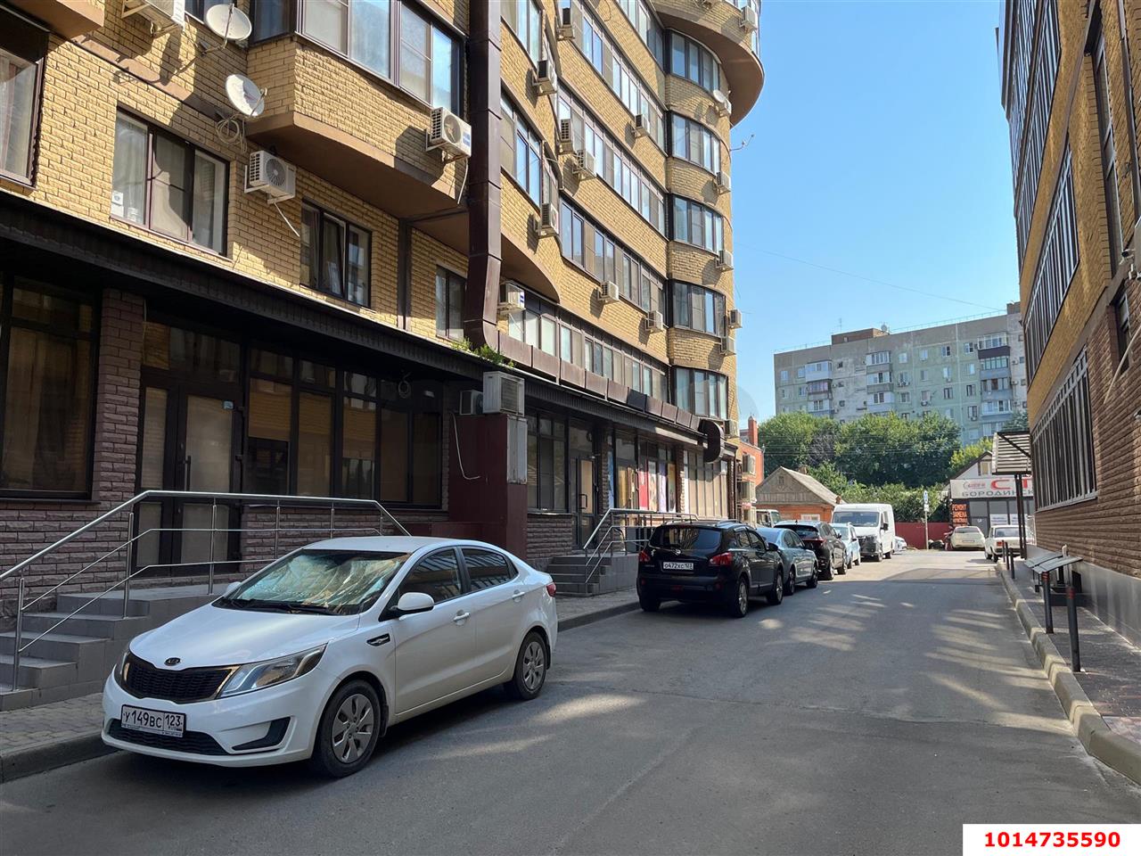 Фото №4: Офисное помещение 100&nbsp;м², 1/12&nbsp;эт. - Краснодар, Карасунский внутригородской округ, мкр. Камвольно-суконный Комбинат, ул. Бородинская, 10