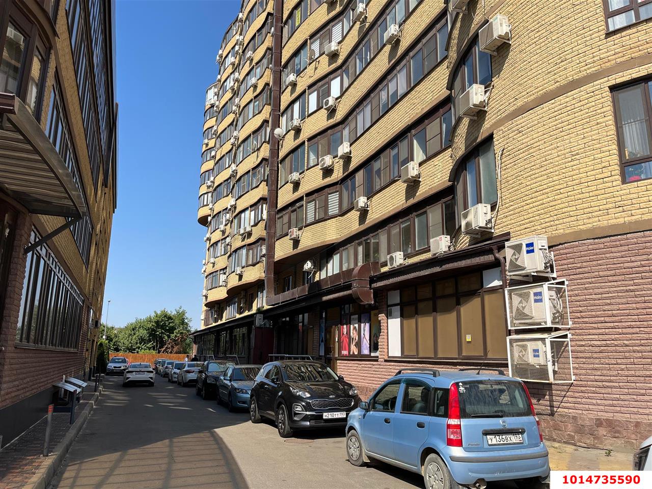 Фото №1: Офисное помещение 100&nbsp;м², 1/12&nbsp;эт. - Краснодар, Карасунский внутригородской округ, мкр. Камвольно-суконный Комбинат, ул. Бородинская, 10