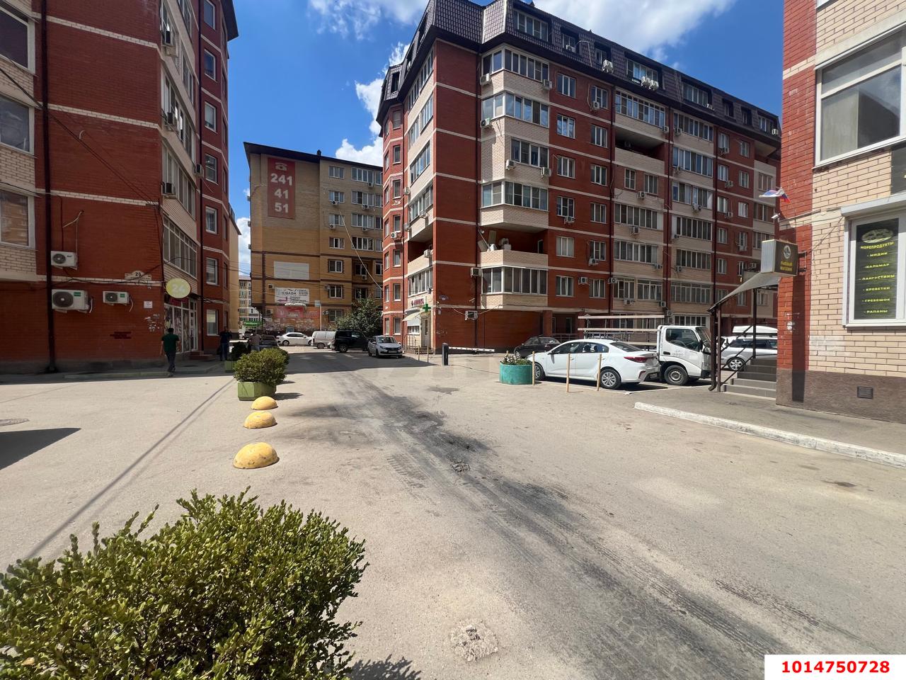 Фото №6: Торговое помещение 53&nbsp;м², 1/9&nbsp;эт. - Краснодар, Прикубанский внутригородской округ, ЖК Любимый Дом, мкр. Музыкальный, ул. имени И.И. Дунаевского, 25/1