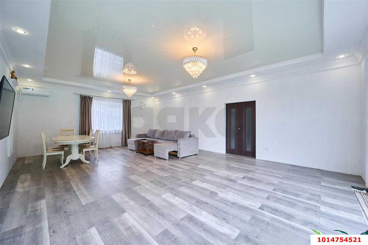 Фото №6: Дом 220&nbsp;м² + 4.29&nbsp;сот., 2&nbsp;эт. - Елизаветинская, Прикубанский внутригородской округ, ст Восход, ул. Центральная, 9