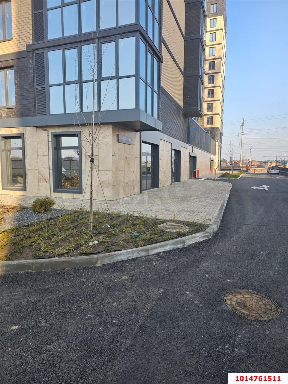 Фото №4: Торговое помещение 73&nbsp;м², 1/13&nbsp;эт. - Яблоновский, мкр. жилой комплекс Вектор, ул. Базовская, 21
