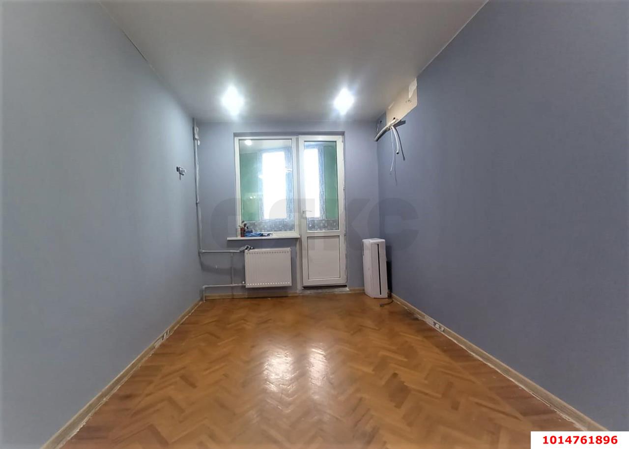 Фото №2: 4-комнатная квартира 81&nbsp;м², 9/9&nbsp;эт. - Краснодар, Карасунский внутригородской округ, мкр. Комсомольский, ул. Тюляева, 1