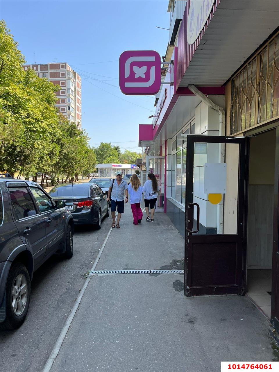 Фото №2: Торговое помещение 430&nbsp;м², 1/5&nbsp;эт. - Краснодар, Карасунский внутригородской округ, мкр. Гидростроителей, ул. имени Дмитрия Благоева, 28