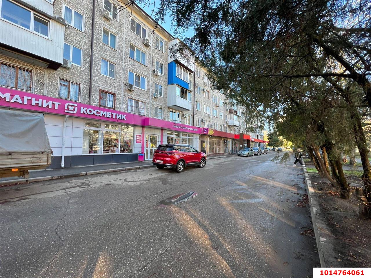 Фото №3: Торговое помещение 430&nbsp;м², 1/5&nbsp;эт. - Краснодар, Карасунский внутригородской округ, мкр. Гидростроителей, ул. имени Дмитрия Благоева, 28
