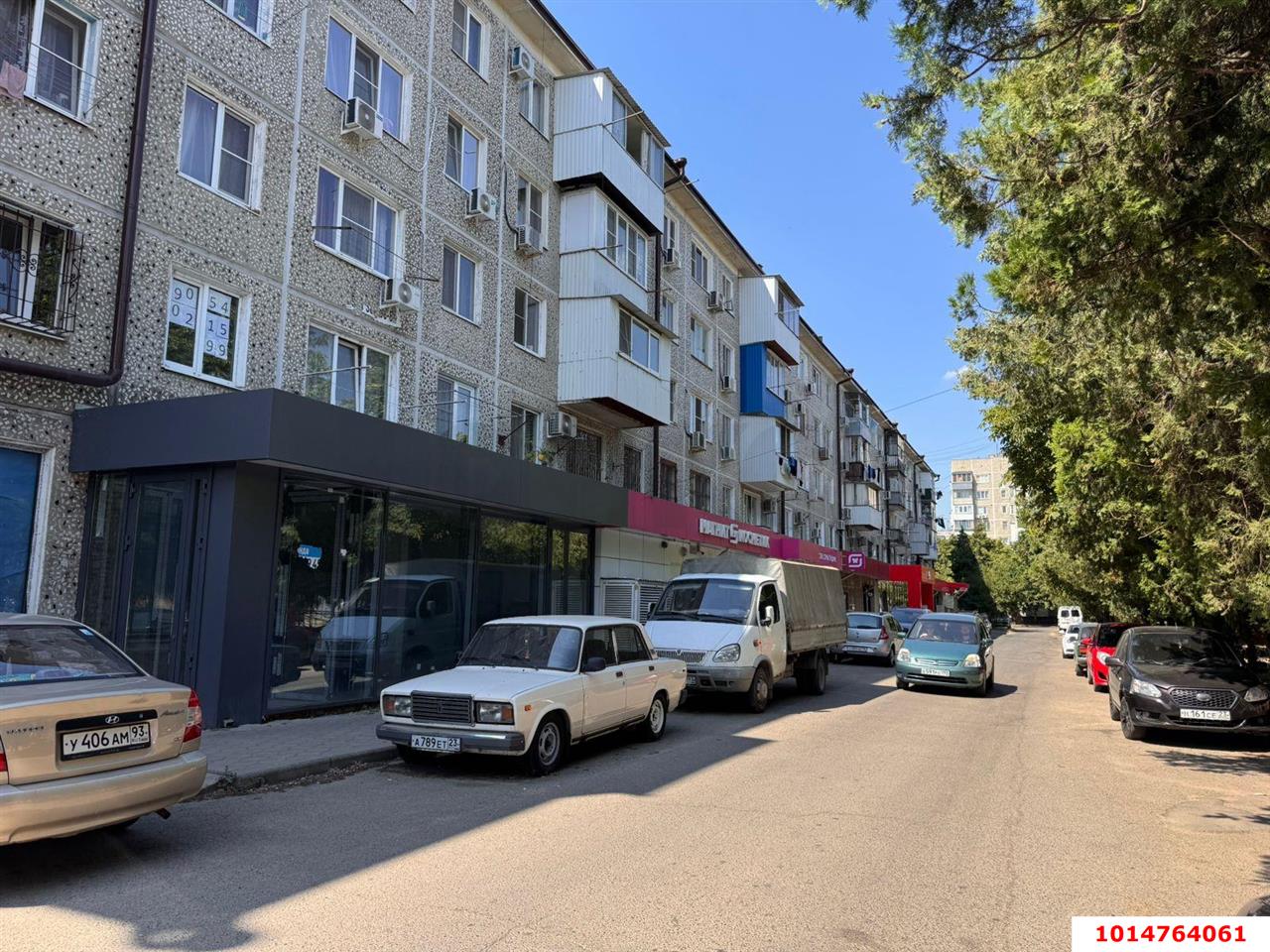 Фото №4: Торговое помещение 430&nbsp;м², 1/5&nbsp;эт. - Краснодар, Карасунский внутригородской округ, мкр. Гидростроителей, ул. имени Дмитрия Благоева, 28