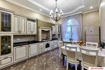 Фото №1: Дом 170&nbsp;м², 2&nbsp;эт. - Краснодар, мкр. Славянский, ул. Красных Партизан, 15