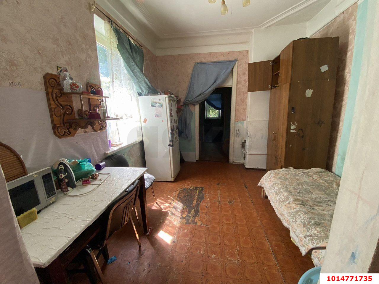 Фото №1: Часть дома 51&nbsp;м² + 1&nbsp;сот., 1&nbsp;эт. - Краснодар, Центральный внутригородской округ, мкр. Центральный, ул. Базовская, 43