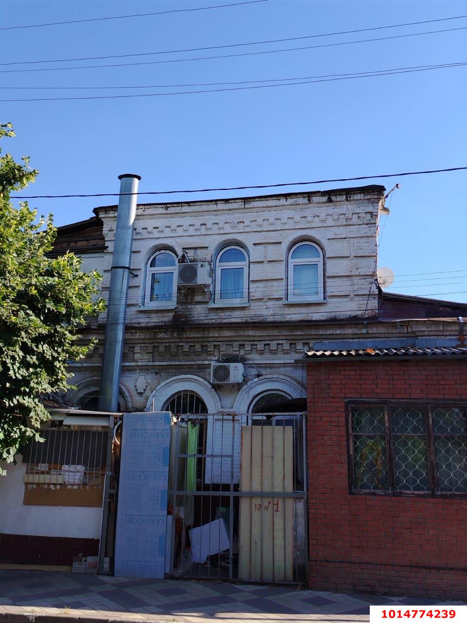 Фото №2: 2-комнатная квартира 37&nbsp;м², 2/2&nbsp;эт. - Краснодар, Центральный внутригородской округ, мкр. Центральный, ул. Янковского, 107