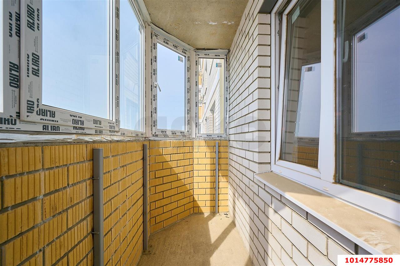 Фото №2: Студия 21&nbsp;м², 10/19&nbsp;эт. - Краснодар, Прикубанский внутригородской округ, Славянский, мкр. Светлоград, ул. Красных Партизан, 1/4к16