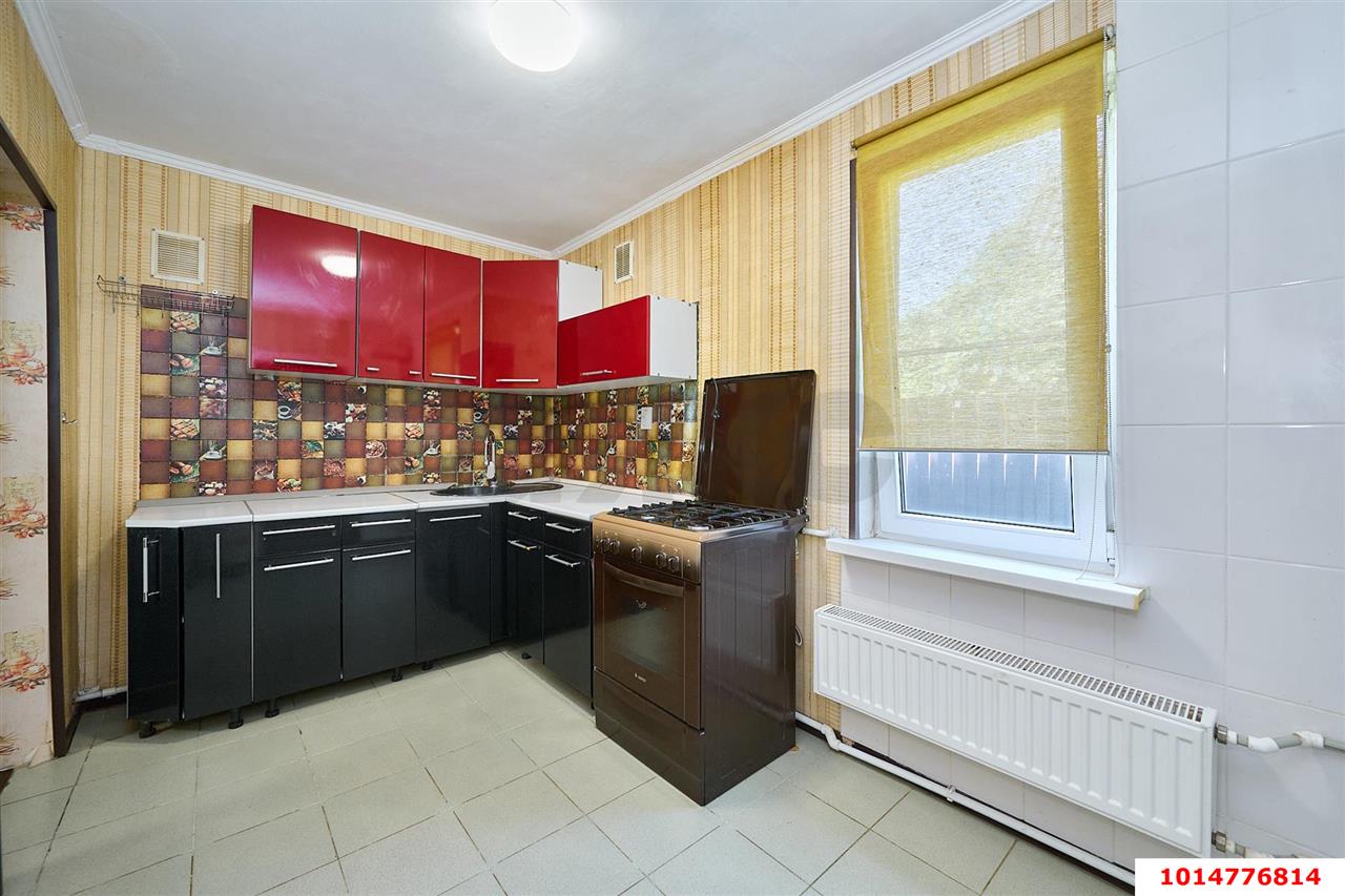 Фото №2: Дом 120&nbsp;м² + 4.35&nbsp;сот., 2&nbsp;эт. - Знаменский, Карасунский внутригородской округ, ст Краснодарсельмаш-2, ул. Молодёжная, 213