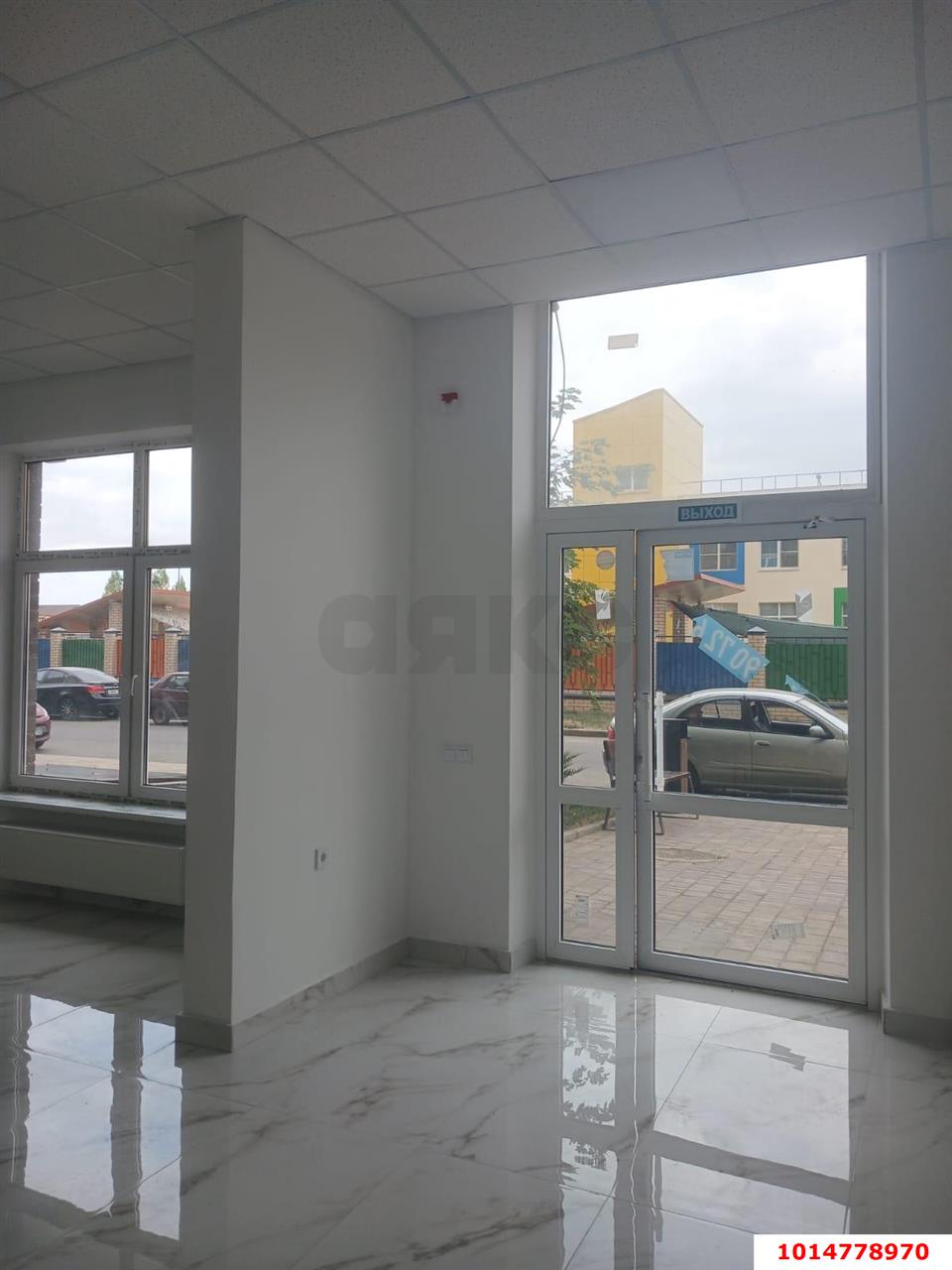 Фото №2: Торговое помещение 49&nbsp;м², 1/16&nbsp;эт. - Краснодар, Прикубанский внутригородской округ, мкр. жилой комплекс Дыхание, ул. Лётчика Позднякова, 2к12
