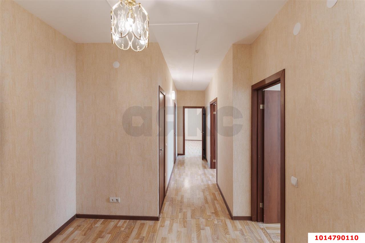Фото №5: 2-комнатная квартира 84&nbsp;м², 8/17&nbsp;эт. - Краснодар, Прикубанский внутригородской округ, мкр. имени Маршала Жукова, ул. Александра Покрышкина, 4/7