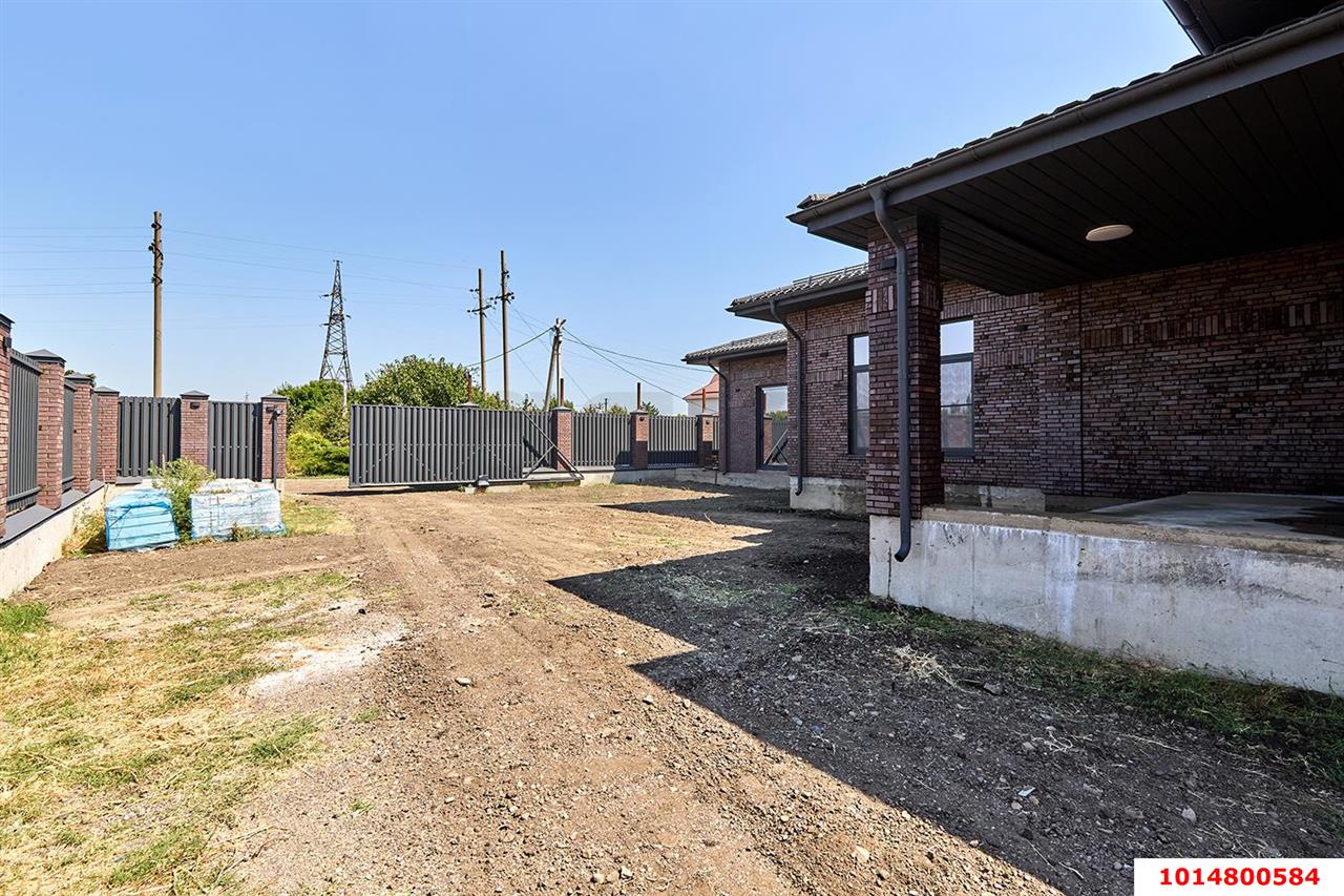 Фото №8: Дом 326&nbsp;м² + 9.12&nbsp;сот., 1&nbsp;эт. - Тлюстенхабль, ул. Кирова, 2А