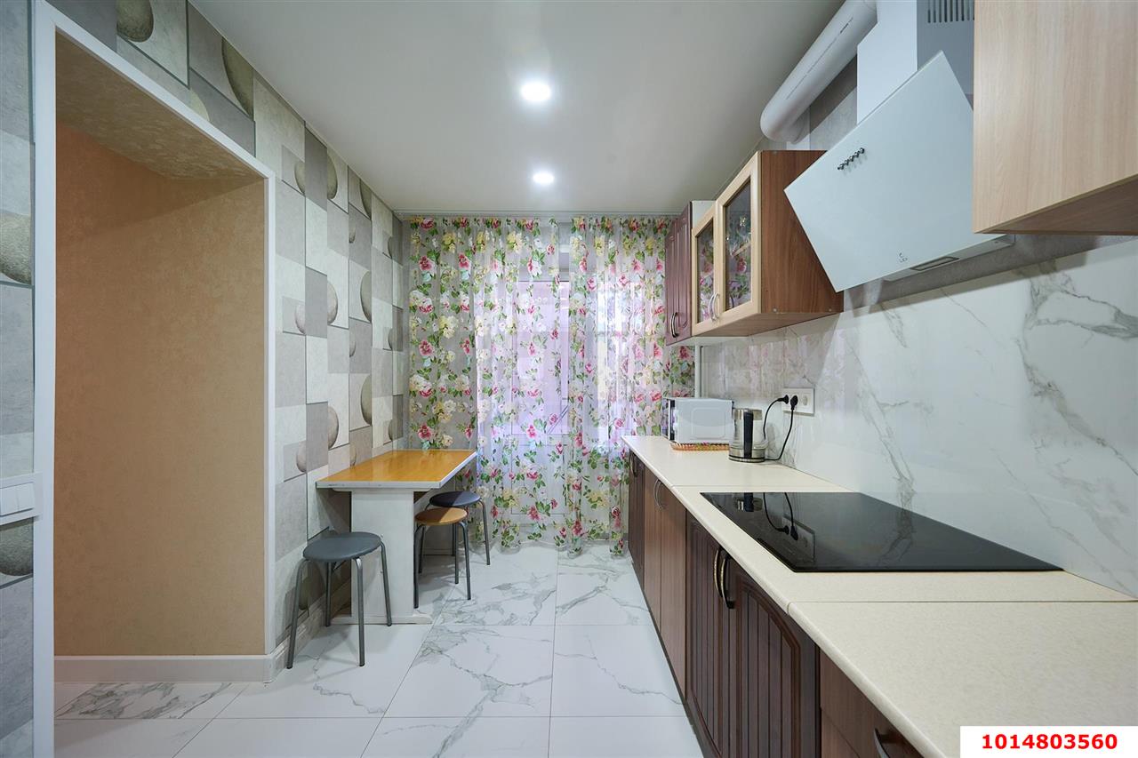 Фото №11: 5+-комнатная квартира 200&nbsp;м², 5/10&nbsp;эт. - Краснодар, Прикубанский внутригородской округ, мкр. Фестивальный, ул. имени Тургенева, 199/1