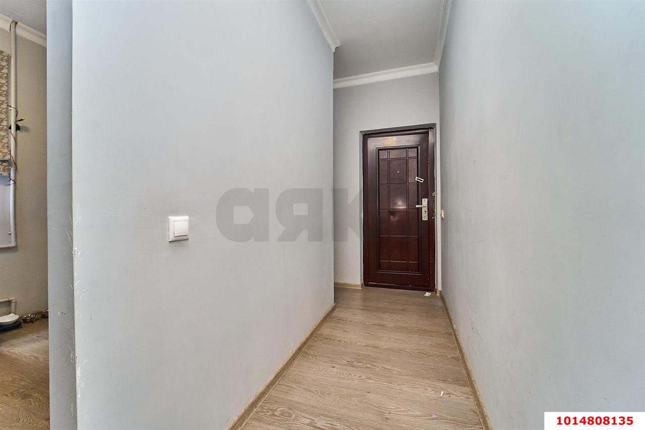 Фото №6: 1-комнатная квартира 41&nbsp;м², 2/4&nbsp;эт. - Краснодар, Прикубанский внутригородской округ, мкр. Юбилейный, ул. Алма-Атинская, 39