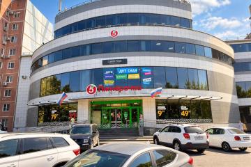 Фото №1: Торговое помещение 800 м², 2/9 эт. - Краснодар, мкр. Дубинка, ул. Ставропольская, 174/1