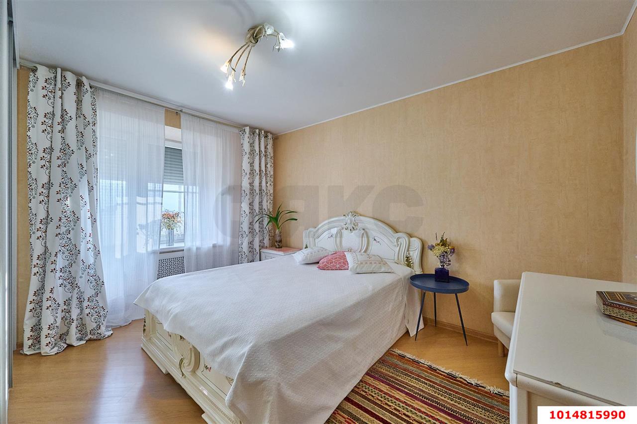 Фото №7: Пентхаус 128&nbsp;м², 16/16&nbsp;эт. - Краснодар, Западный внутригородской округ, мкр. Юбилейный, пр-кт Чекистов, 24/1