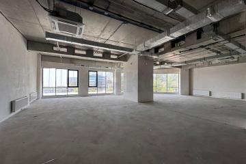 Фото №1: Торговое помещение 717 м², 1/20 эт. - Краснодар, мкр. ЖК Девелопмент Плаза, ул. имени 40-летия Победы, 33Г
