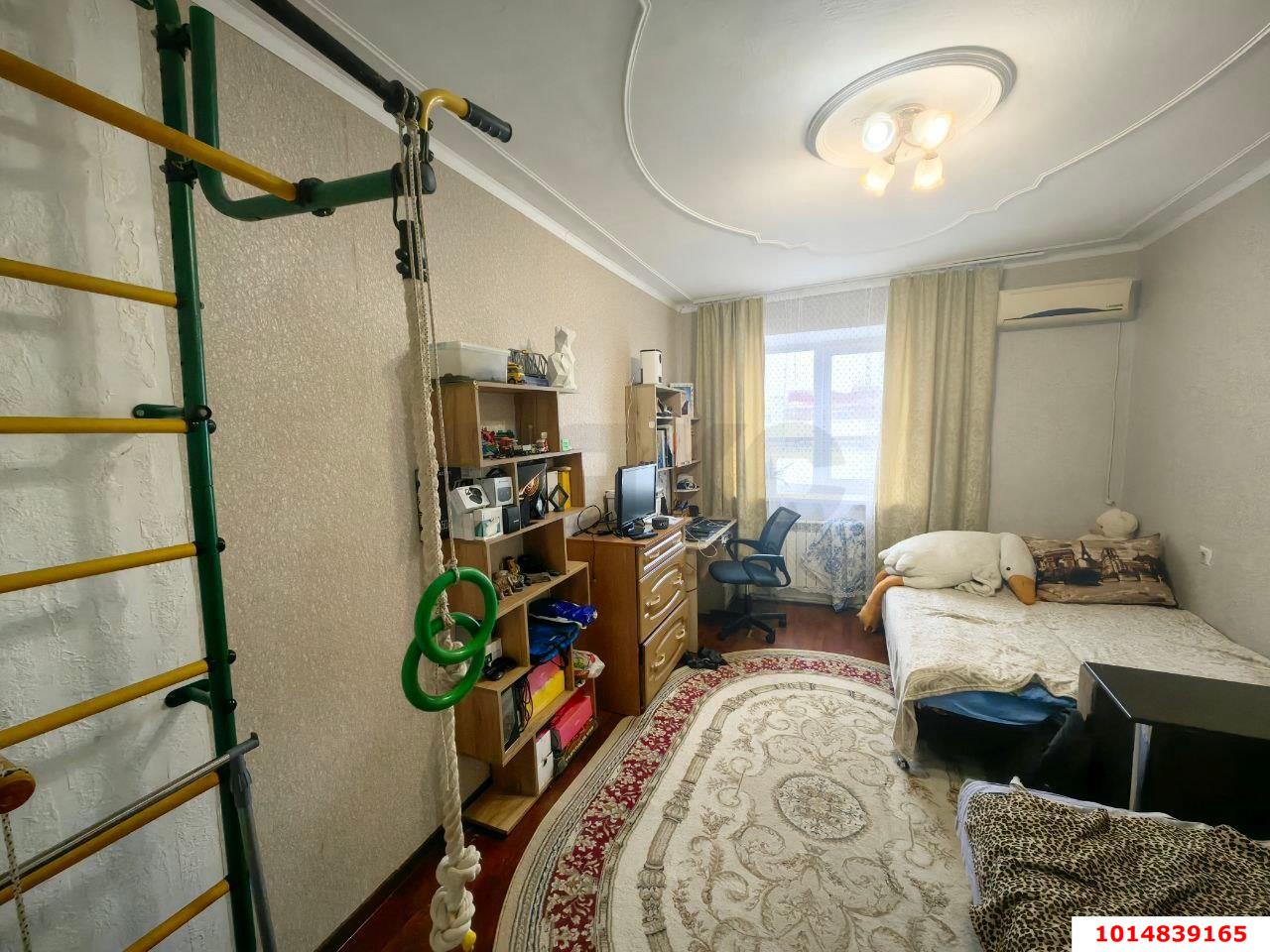 Фото №5: 4-комнатная квартира 95&nbsp;м², 2/2&nbsp;эт. - Яблоновский, ул. Железнодорожная, 11