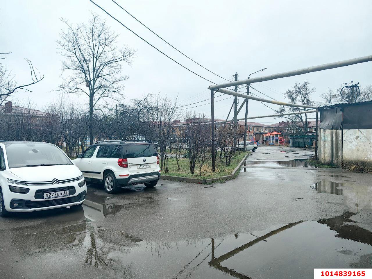 Фото №14: 4-комнатная квартира 95&nbsp;м², 2/2&nbsp;эт. - Яблоновский, ул. Железнодорожная, 11