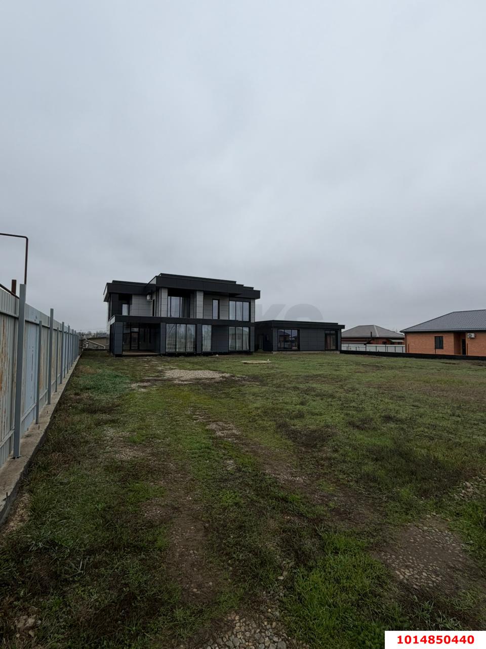 Фото №32: Дом 340&nbsp;м² + 20&nbsp;сот., 2&nbsp;эт. - Выселки, мкр. квартал Центр, ул. Центральная площадь
