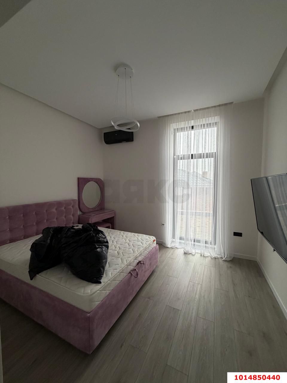 Фото №18: Дом 340&nbsp;м² + 20&nbsp;сот., 2&nbsp;эт. - Выселки, мкр. квартал Центр, ул. Центральная площадь
