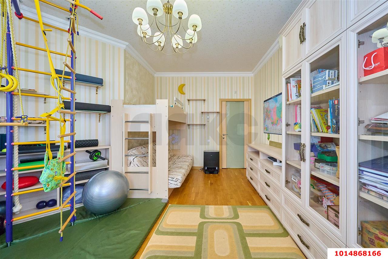 Фото №15: 3-комнатная квартира 137&nbsp;м², 10/16&nbsp;эт. - Краснодар, Западный внутригородской округ, мкр. Центральный, ул. Октябрьская, 74