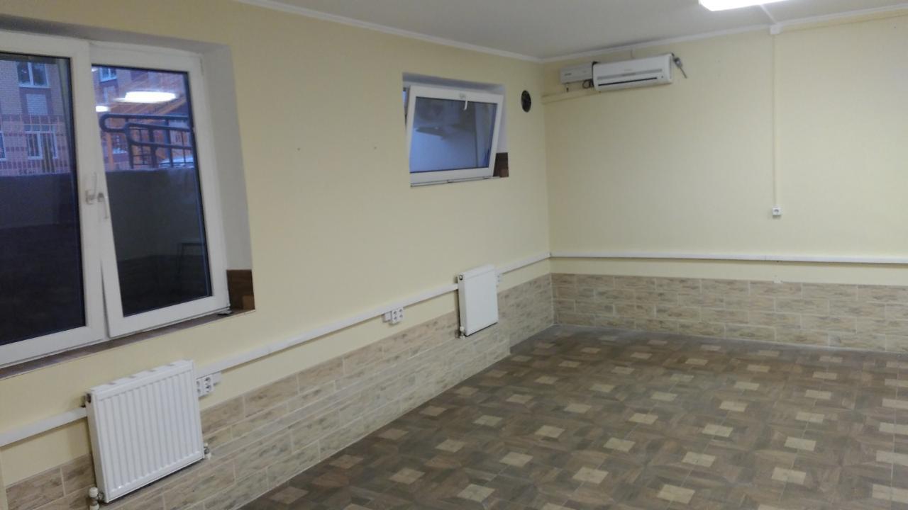 Фото №2: Торговое помещение 64&nbsp;м², 14&nbsp;эт. - Краснодар, Прикубанский внутригородской округ, мкр. Московский, ул. им. Артюшкова В.Д., 15