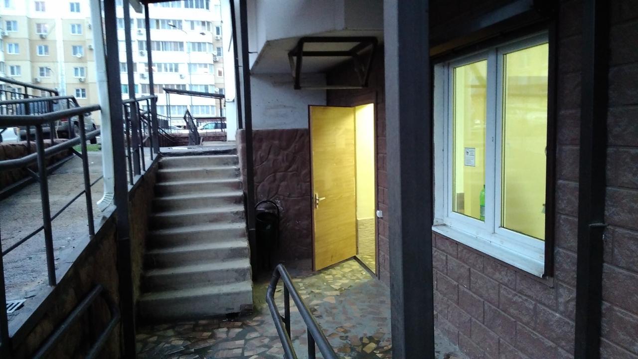 Фото №7: Торговое помещение 64&nbsp;м², 14&nbsp;эт. - Краснодар, Прикубанский внутригородской округ, мкр. Московский, ул. им. Артюшкова В.Д., 15