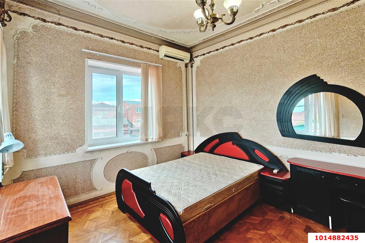 Фото №8: Дом 250&nbsp;м² + 3&nbsp;сот., 3&nbsp;эт. - Краснодар, Центральный внутригородской округ, Покровка, мкр. Центральный, ул. Ломоносова, 12