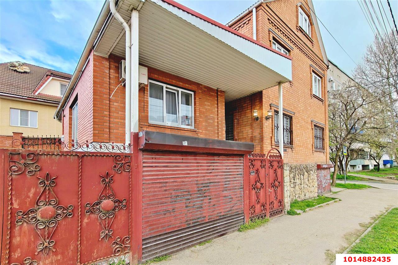 Фото №19: Дом 250&nbsp;м² + 3&nbsp;сот., 3&nbsp;эт. - Краснодар, Центральный внутригородской округ, Покровка, мкр. Центральный, ул. Ломоносова, 12