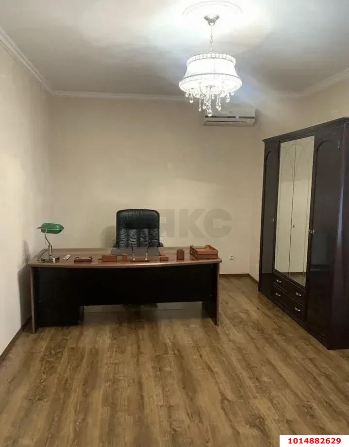 Фото №4: 4-комнатная квартира 184&nbsp;м², 4/6&nbsp;эт. - Краснодар, Западный внутригородской округ, Горгаз, мкр. Центральный, ул. Красина, 9/1