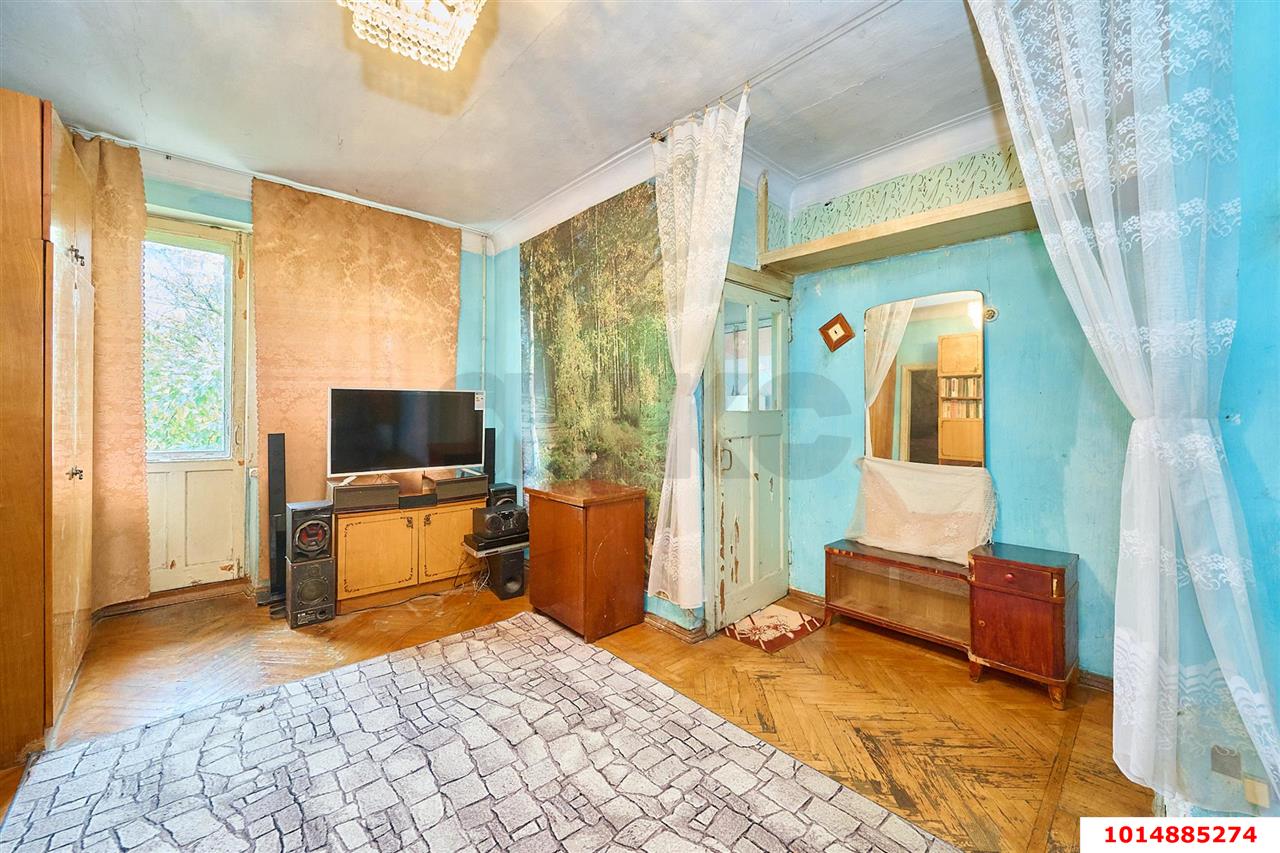 Фото №1: 2-комнатная квартира 42&nbsp;м², 2/3&nbsp;эт. - Краснодар, Западный внутригородской округ, мкр. Горгаз, ул. Южная, 21