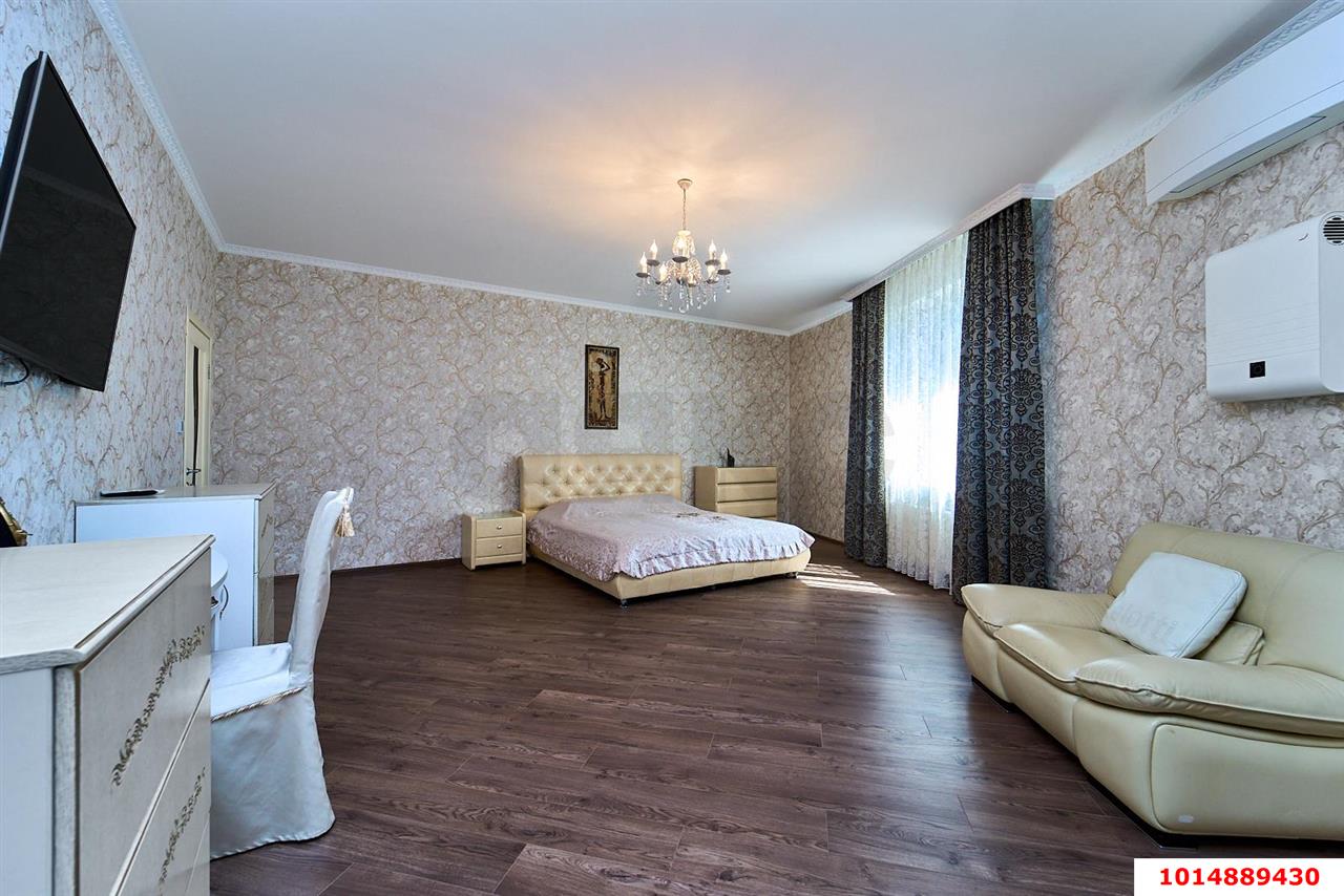 Фото №3: 3-комнатная квартира 130&nbsp;м², 10/16&nbsp;эт. - Краснодар, Западный внутригородской округ, мкр. Центральный, ул. Кубанская набережная, 23/1