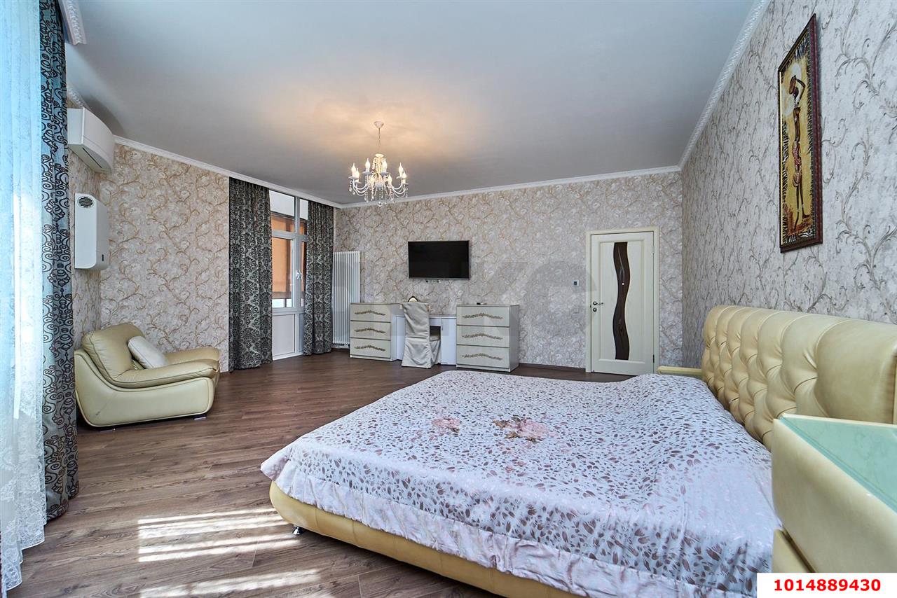 Фото №6: 3-комнатная квартира 130&nbsp;м², 10/16&nbsp;эт. - Краснодар, Западный внутригородской округ, мкр. Центральный, ул. Кубанская набережная, 23/1
