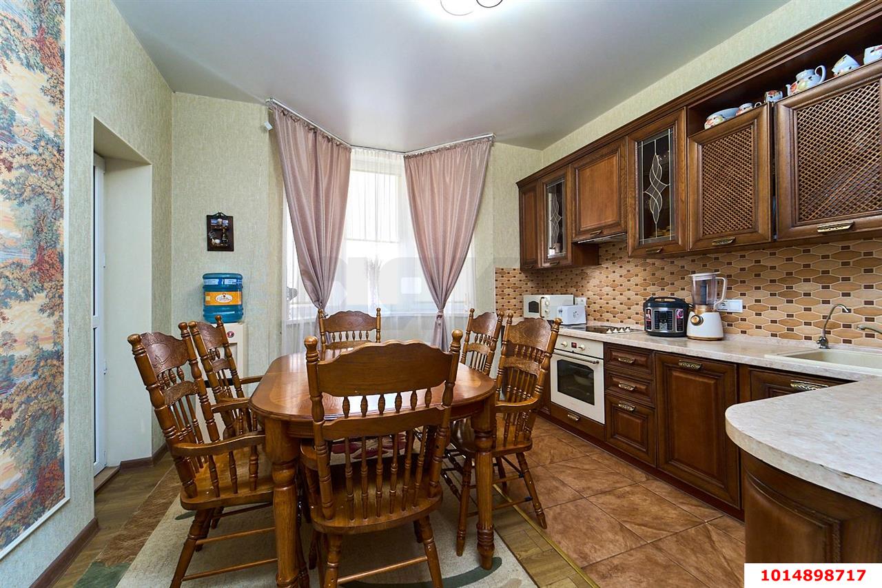 Фото №1: 3-комнатная квартира 84&nbsp;м², 5/11&nbsp;эт. - Краснодар, Прикубанский внутригородской округ, Фестивальный, ЖК Екатеринодар, мкр. Солнечный, ул. Архитектора Петина, 14