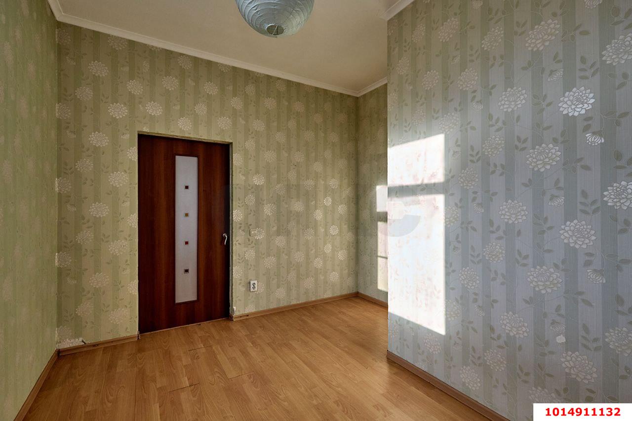 Фото №7: 3-комнатная квартира 86&nbsp;м², 1/3&nbsp;эт. - Краснодар, Прикубанский внутригородской округ, мкр. Северный, ул. Большевистская, 127