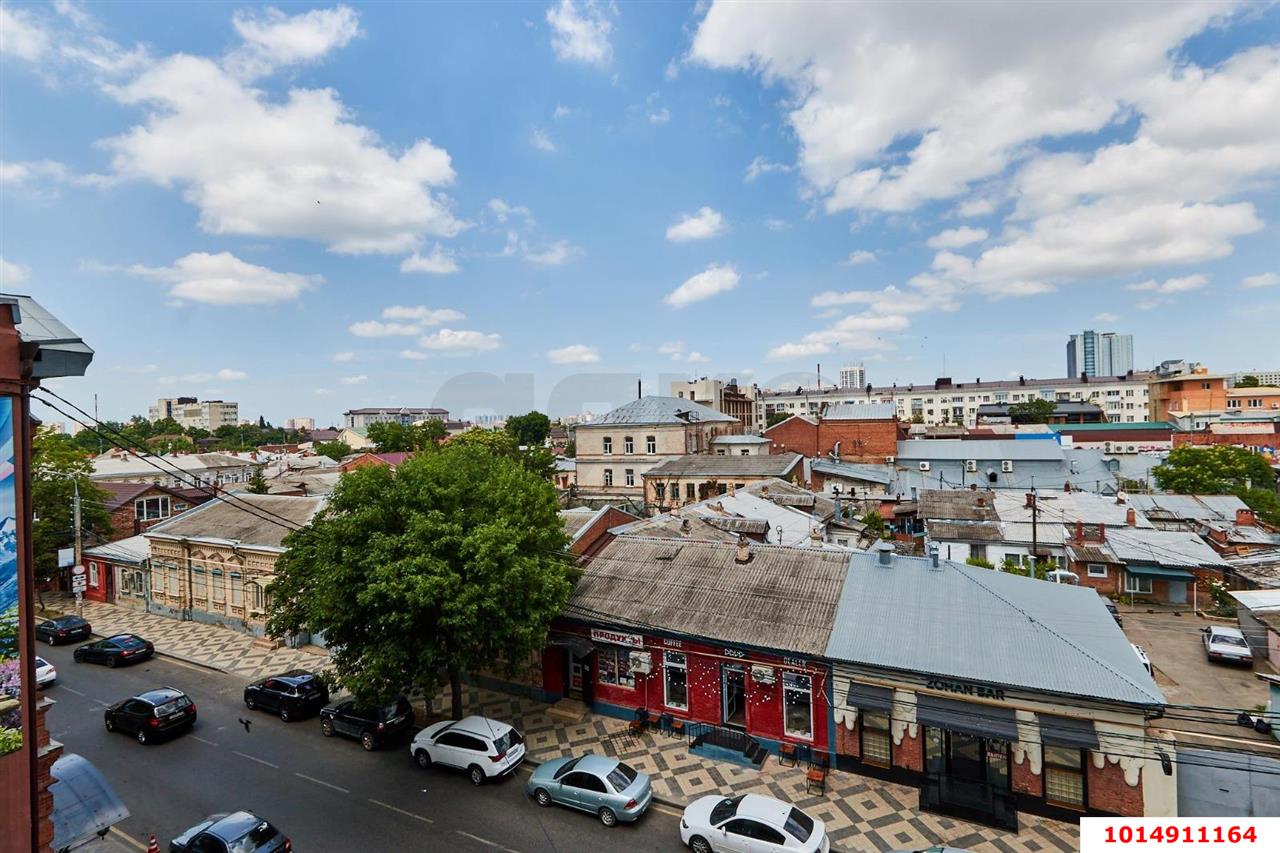 Фото №13: 3-комнатная квартира 100&nbsp;м², 4/4&nbsp;эт. - Краснодар, Западный внутригородской округ, мкр. Центральный, ул. Карасунская, 72