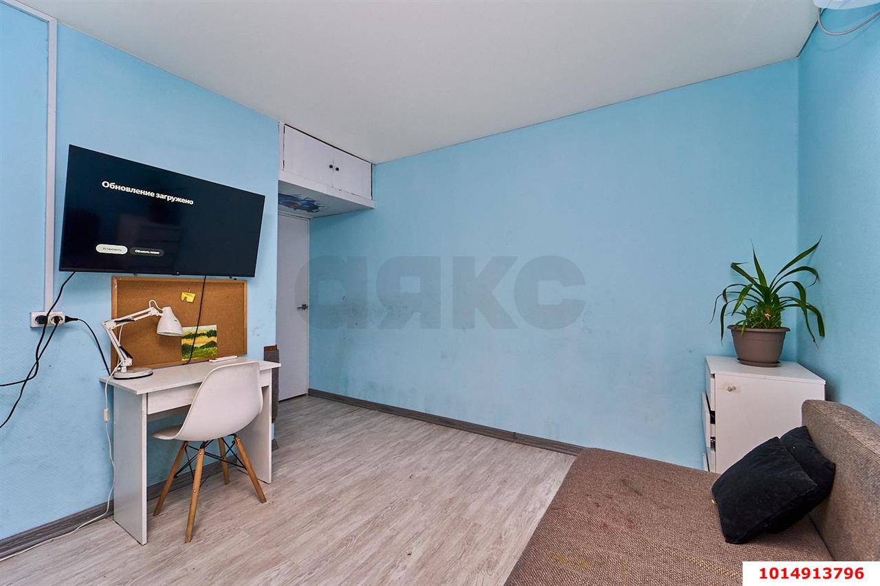 Фото №6: 3-комнатная квартира 41&nbsp;м², 4/5&nbsp;эт. - Российский, мкр. Прикубанский внутригородской округ, ул. имени В.М. Комарова, 19